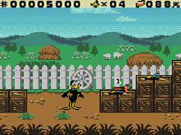 Daffy Duck - Fowl Play (U) [C][!] - screen 2