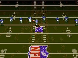 Troy Aikman NFL Football (E) - screen 1