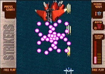 Strikers 1945 Plus - screen 2